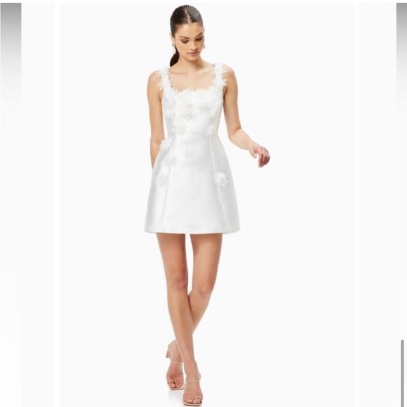 elliatt elder white embellished floral square neck mini bridal dress size small - Picture 14 of 14